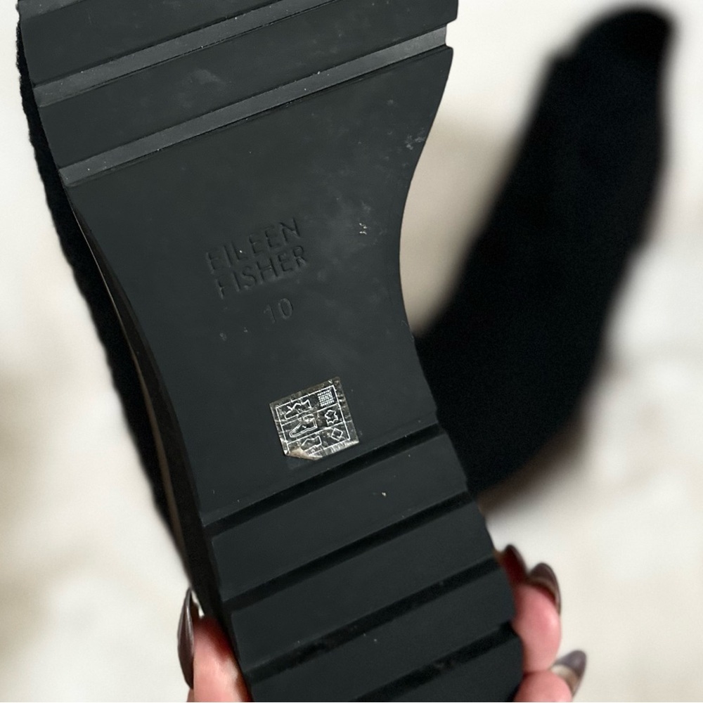 EILEEN FISHER 10 Crew Felted Wool Wedge Booties in Black • Lace Up Ankle Boots - Picture 11 of 16